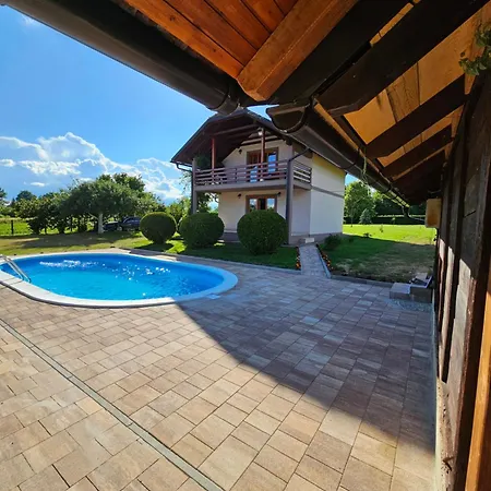 Vikendica Rr Banjaluka Feriehus